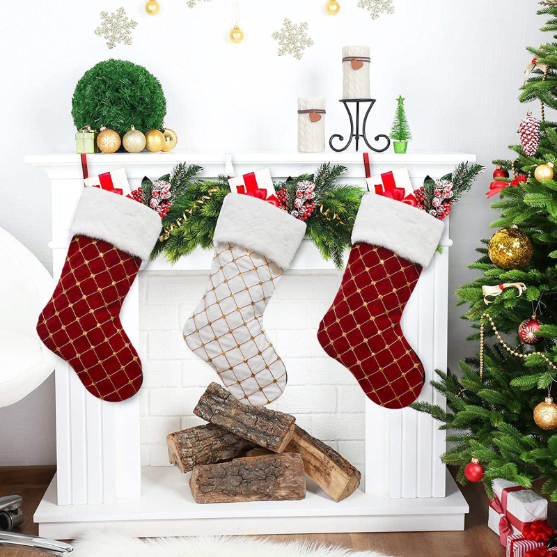 Christmas Stocking Hanging - Weihnachtsstrumpf, weiches Kunstfell, kariert, Kamin, hängende